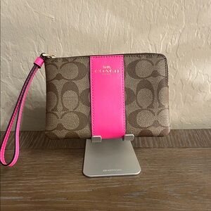 Coach | Signature Corner Zip Wallet | NWOT